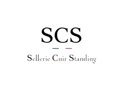 Logo de Sellerie Cuir Standing (SCS), partenaire d’Atelier Brod’Art Créations pour la personnalisation de cuir haut de gamme.